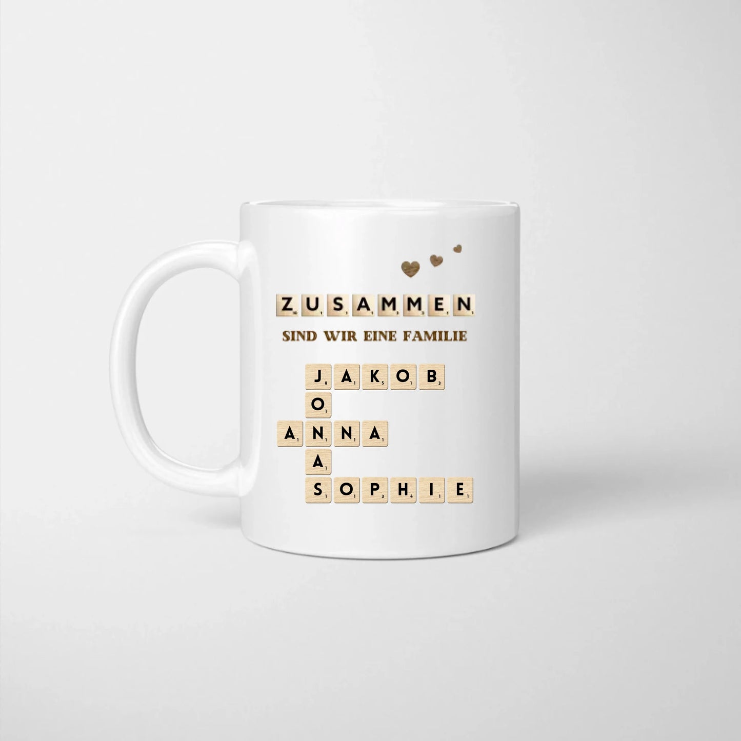 Zusammen sind wir eine Familie - Scrabble Tasse (Namen der ganzen Familie)