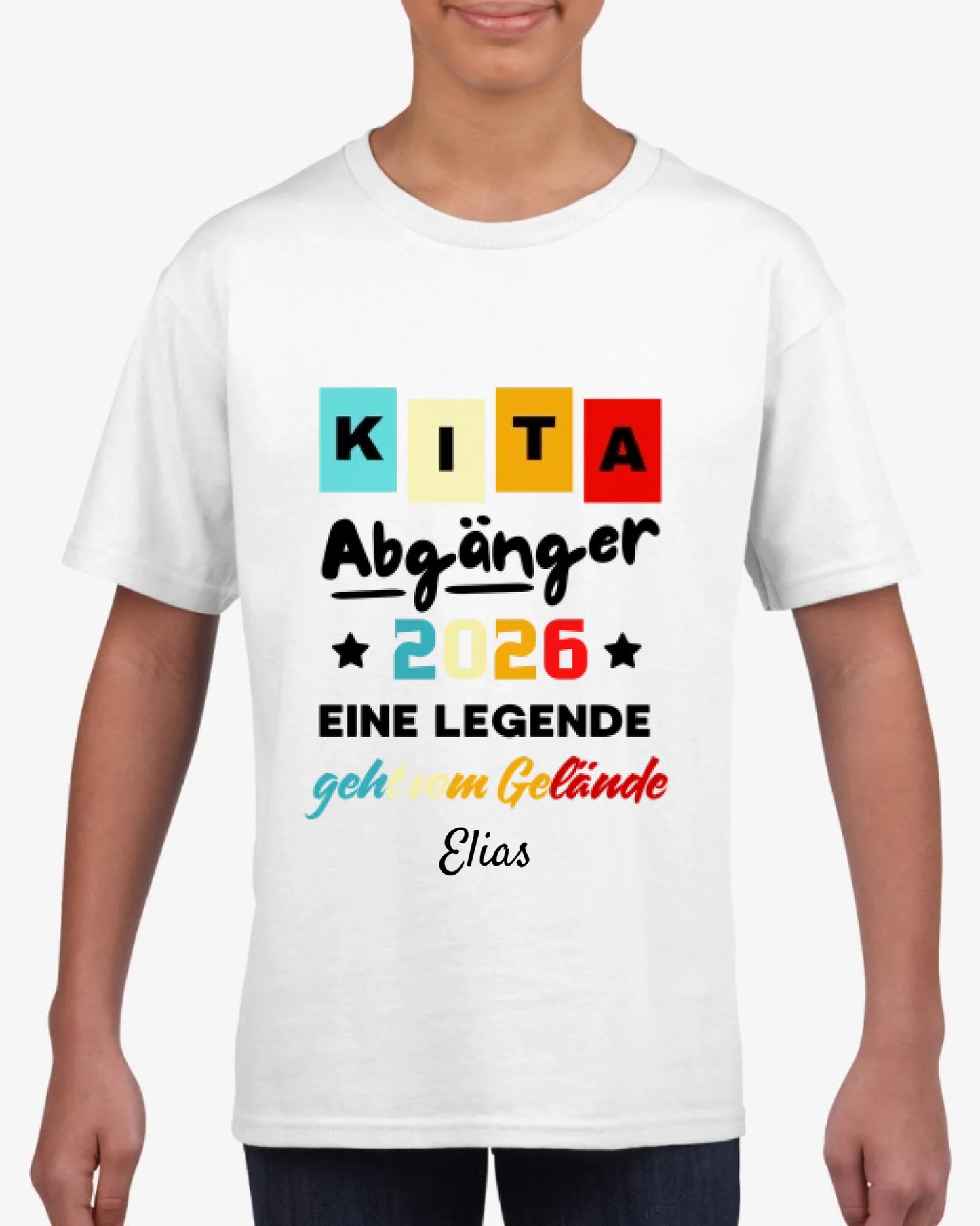 Kita Abgänger 2026, Eine Legende geht vom Gelände - Personalisiertes T-Shirt Kinder, Schüler, Einschulung (100% Baumwolle)