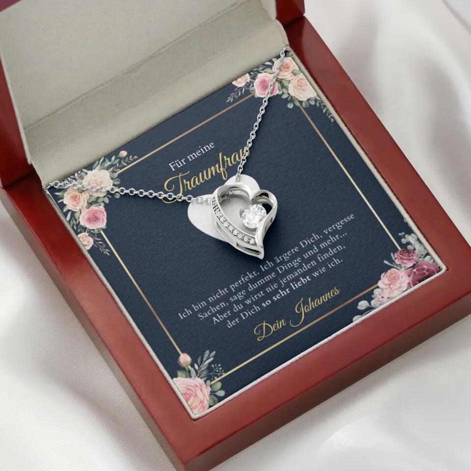 Forever Love "Traumfrau" - Halskette mit Gold-Herzanhänger & individualisierter Karte