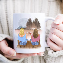 Load image into Gallery viewer, Glühwein Zeit - Personalisierte Freundinnen-Tasse (2-4 Frauen)
