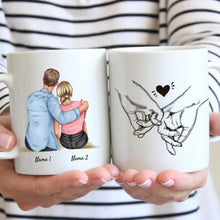 Load image into Gallery viewer, In deinen Armen - Personalisierte Pärchen-Tasse (Geschenk für den Partner)
