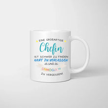 Load image into Gallery viewer, Großartige Chefin/ Managerin/ Teamleiterin - Personalisierte Tasse für Chefin/ Arbeitskolleginnen - Geschenk Büro, Job (2-4 Personen)
