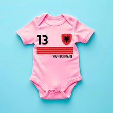 Load image into Gallery viewer, 2024 Fussball EM Albanien - Personalisierter Baby-Onesie/ Strampler, Trikot mit anpassbarem Namen und Trikotnummer, 100% Bio-Baumwolle Baby Body
