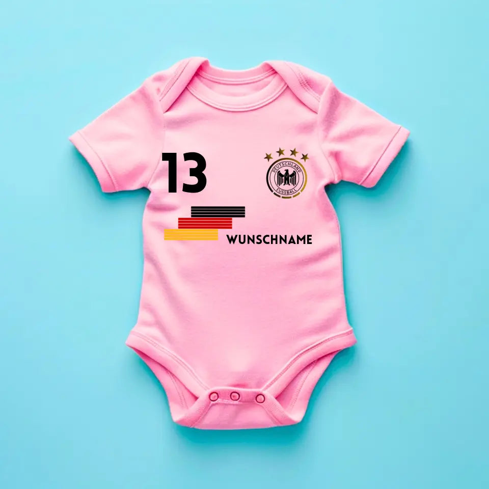 Deutschland EM Trikot Strampler - Personalisierter Baby-Onesie, Body mit anpassbarem Namen und Trikotnummer, 100% Bio-Baumwolle, EM 2024