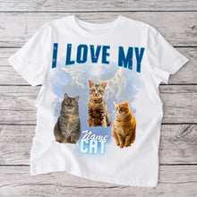 Load image into Gallery viewer, I love my Cat Vintage 90s - Personalisiertes Foto T-Shirt (100% Baumwolle, Unisex)
