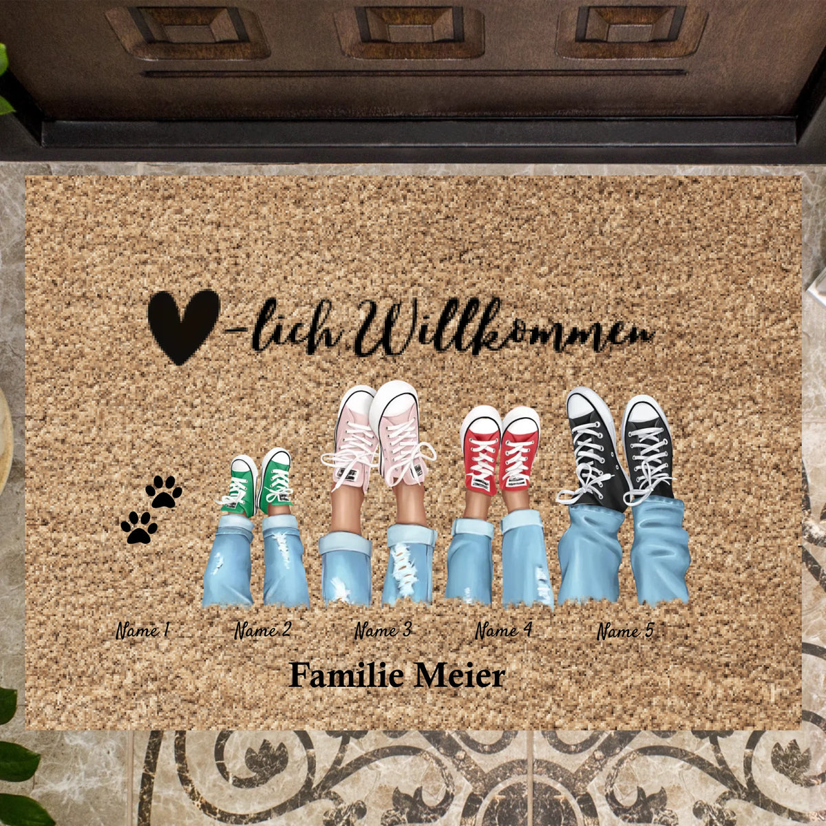 Herzlich Willkommen - Personalisierte Fußmatte  für innen & aussen (2-8 Personen, Kinder & Haustiere) Grau