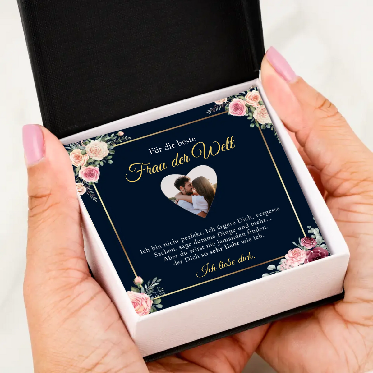 Forever Love "Beste Frau" - Halskette mit Herzanhänger & personalisierter Foto-Karte