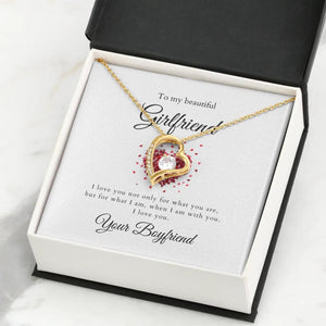 To my beautiful Girlfriend - Halskette mit Herzanhänger & personalisierter Karte